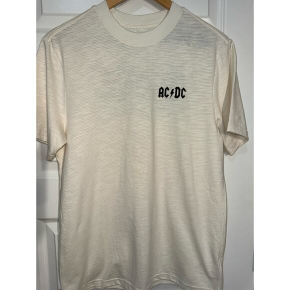 AC/DC Back in Black Concert T-Shirt, Women's Size S - Picture 1 of 5